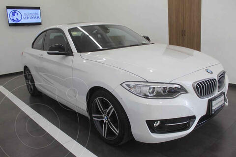 BMW Serie 2 Coupe 220iA Sport Line Aut usado (2015) color Blanco precio $389,000