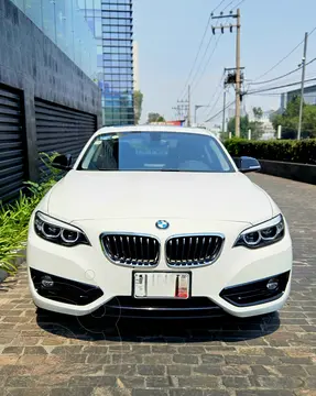 BMW Serie 2 Coupe 220iA Sport Line Aut usado (2018) color Blanco precio $450,000