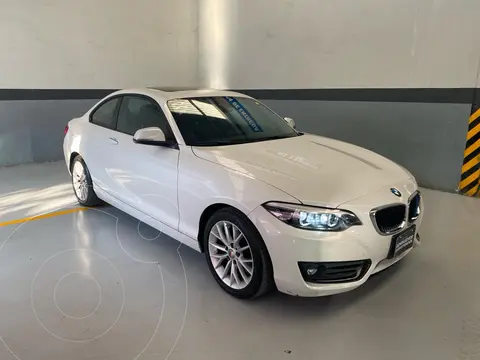 BMW Serie 2 Coupe 220iA Executive Aut usado (2017) color Blanco Mineral financiado en mensualidades(enganche $97,000 mensualidades desde $10,070)