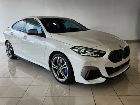 BMW Serie 2 Gran Coupe M235i usado (2024) color Blanco precio $870,000