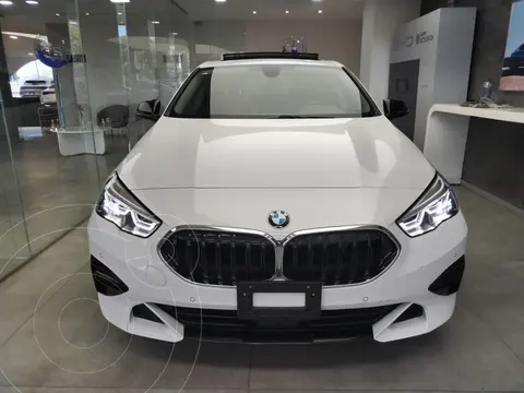 BMW Serie 2 Gran Coupe 220i usado (2024) color Blanco precio $699,000