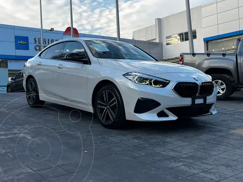 BMW Serie 2 Gran Coupe 220i usado (2022) color Blanco precio $570,000