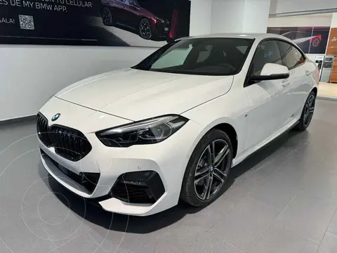 BMW Serie 2 Gran Coupe 220i usado (2024) color Blanco financiado en mensualidades(enganche $198,980 mensualidades desde $15,520)