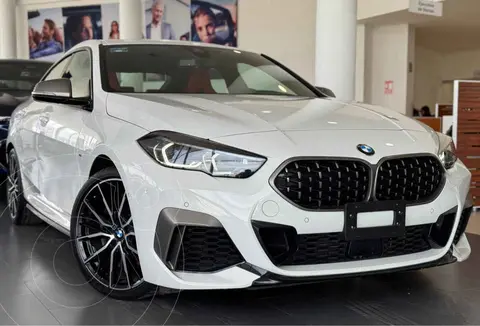 BMW Serie 2 Gran Coupe M235i usado (2024) color Blanco precio $1,197,350