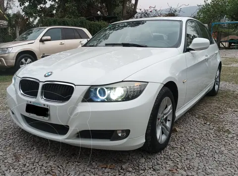 BMW Serie 3 Sedan 318i Executive usado (2011) color Blanco precio $4.500.000