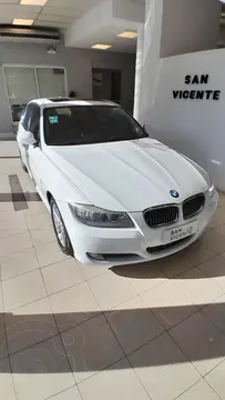 BMW Serie 3 Sedan 325i Executive usado (2012) color Blanco precio u$s18.000