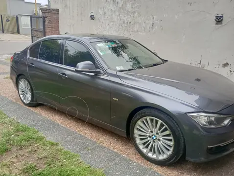 BMW Serie 3 Sedan 328i Luxury usado (2013) color Gris Mineral precio u$s28.000