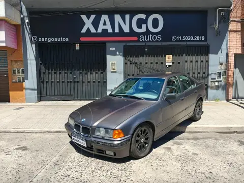 BMW Serie 3 Sedan 318is usado (1994) color Gris precio $5.000.000