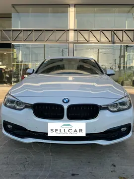BMW Serie 3 Sedan 330i Sport Line usado (2017) color Blanco precio u$s41.000