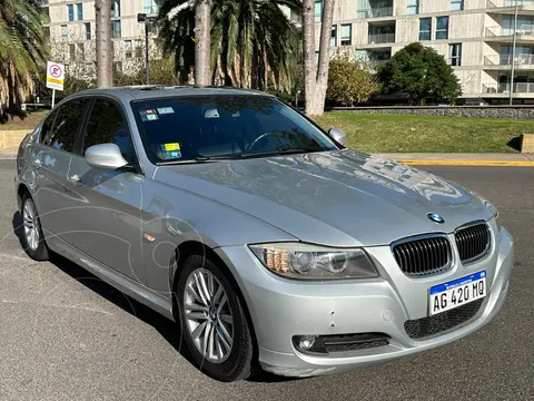 BMW Serie 3 Sedan 325i Executive usado (2010) color Plata precio u$s14.000