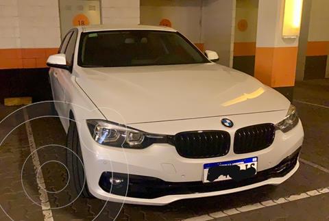 foto BMW Serie 3 Sedán 330i Sport Line Shadow usado (2019) color Blanco precio u$s44.000