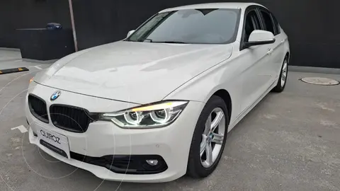 BMW Serie 3 320i usado (2016) color Blanco precio $14.980.000