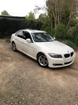 BMW Serie 3 320i usado (2011) color Blanco precio $8.300.000