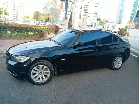 foto BMW Serie 3 320i Aut usado (2009) color Negro precio $44.000.000