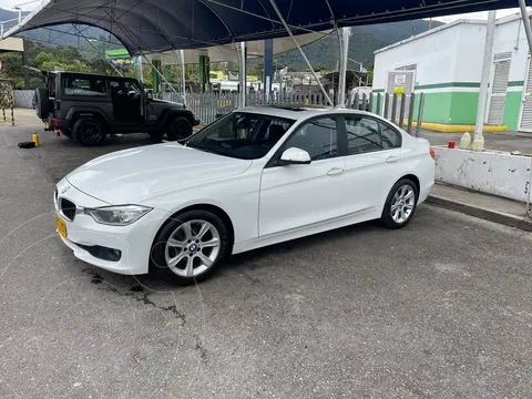 BMW Serie 3 320i usado (2014) color Blanco precio $75.000.000