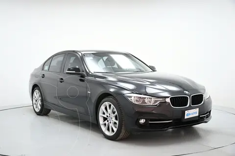 BMW Serie 3 318iA Sport Line usado (2018) color Negro financiado en mensualidades(enganche $83,800 mensualidades desde $6,592)