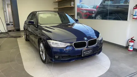 BMW Serie 3 320iA M Sport usado (2018) color Azul precio $300,000
