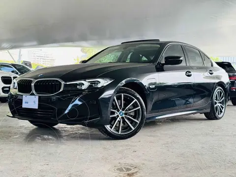 BMW Serie 3 330e usado (2024) color Negro precio $1,009,000