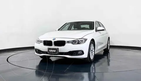 BMW Serie 3 320iA Sport Line usado (2018) color Blanco precio $431,999