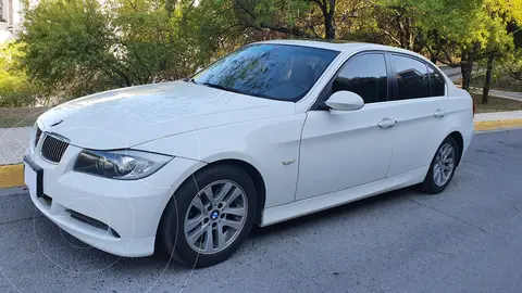 BMW Serie 3 325i usado (2006) color Blanco precio $156,000