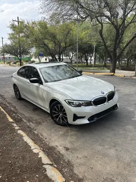 BMW Serie 3 330iA Sport Line usado (2020) color Blanco Mineral precio $400,000