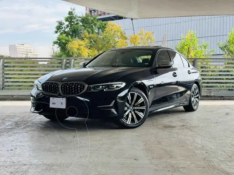 BMW Serie 3 330e Sport Line Plus usado (2022) color Negro financiado en mensualidades(enganche $160,380 mensualidades desde $15,821)