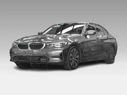 BMW Serie 3 330e usado (2022) color Gris precio $890,000