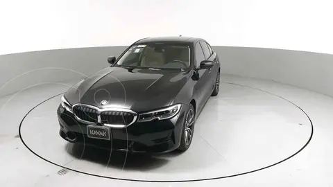 BMW Serie 3 330e usado (2021) color Negro precio $925,999