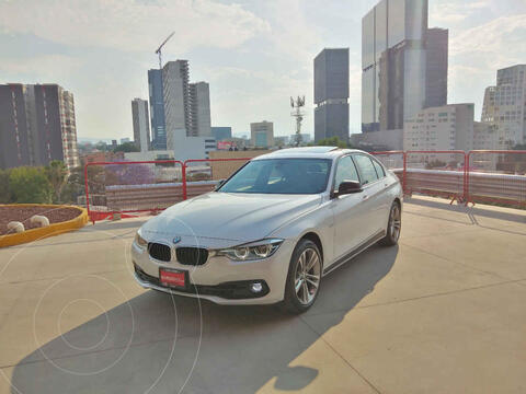 BMW Serie 3 320iA usado (2018) color Blanco Mineral financiado en mensualidades(enganche $106,000 mensualidades desde $14,200)
