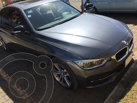foto BMW Serie 3 320iA Sport Line usado (2018) color Gris Mineral precio $442,000