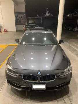 BMW Serie 3 330e Luxury Line (Hibrido) Aut usado (2018) color Gris Mineral precio $563,700