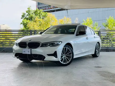 BMW Serie 3 330e Sport Line Plus usado (2020) color Blanco financiado en mensualidades(enganche $138,380 mensualidades desde $13,651)