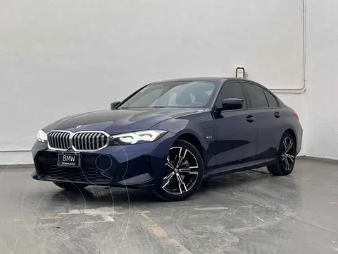 BMW Serie 3 330e usado (2024) color Azul precio $899,000