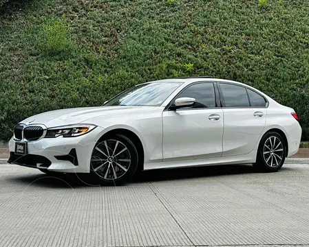 foto BMW Serie 3 330iA Sport Line usado (2022) color Blanco precio $699,000