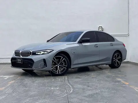 BMW Serie 3 330e usado (2024) color Gris precio $899,000