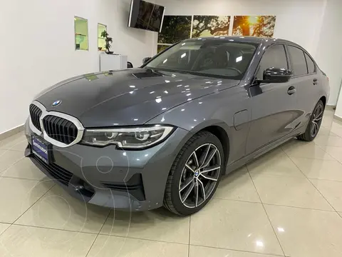 BMW Serie 3 330e usado (2020) color Gris precio $699,000