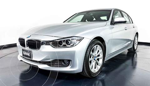 foto BMW Serie 3 320i Sport Line usado (2013) color Plata precio $272,999