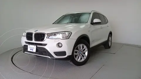 foto BMW Serie 3 320iA usado (2017) color Blanco precio $380,000