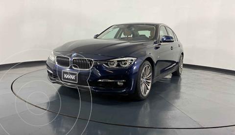 foto BMW Serie 3 330iA Luxury Line usado (2016) color Azul precio $379,999
