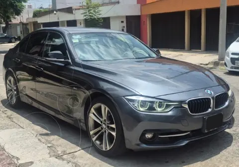BMW Serie 3 320iA Sport Line usado (2017) color Gris precio $290,000