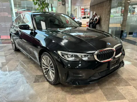 BMW Serie 3 320i usado (2021) color Negro precio $609,000