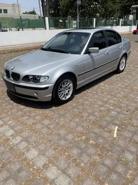 BMW Serie 3 325i usado (2002) color Gris Plata  precio $170,000