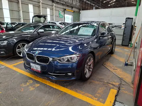 BMW Serie 3 330iA Sport Line usado (2018) color Azul Montego financiado en mensualidades(enganche $83,000 mensualidades desde $7,800)