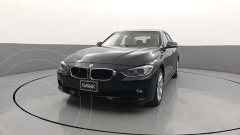 BMW Serie 3 320iA Lujo usado (2013) color Azul precio $261,999