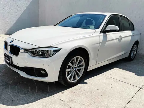 BMW Serie 3 320iA usado (2017) color Blanco precio $330,000