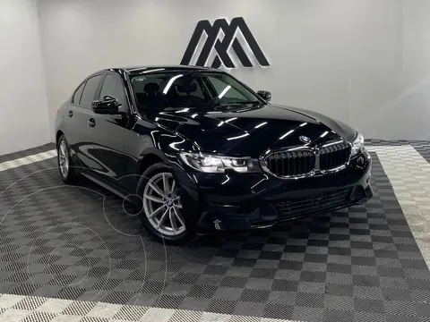 BMW Serie 3 320i usado (2021) color Negro precio $589,900