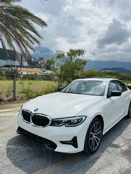 BMW Serie 3 330e Luxury Line (Hibrido) Aut usado (2020) color Blanco Alpine precio $530,000