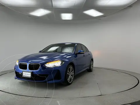 BMW Serie 3 320i usado (2021) color ESTORIL BLUE precio $516,000