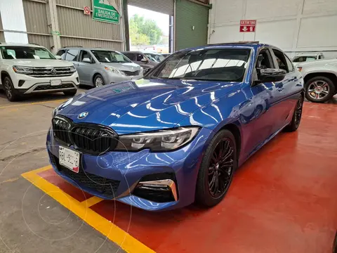 BMW Serie 3 330iA Sport Line Plus usado (2019) color Azul Imperial financiado en mensualidades(enganche $126,000 mensualidades desde $11,500)