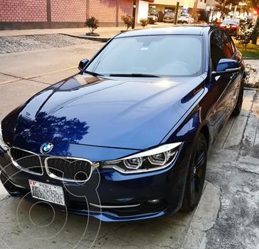 BMW Serie 3 320i Sport Line usado (2017) color Azul Imperial precio u$s21,500